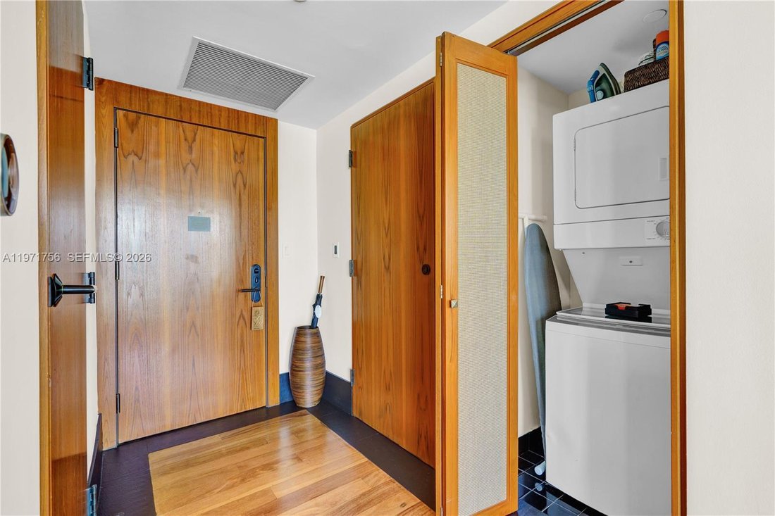 Condo in Miami Beach, Florida, United States 4 - 17291174