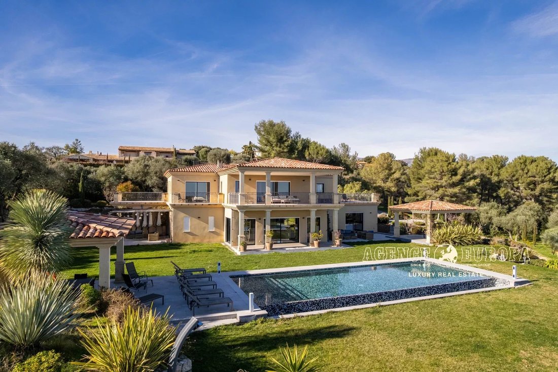 Villa in Sud, Roquefort-les-Pins, France 1 - 17286442