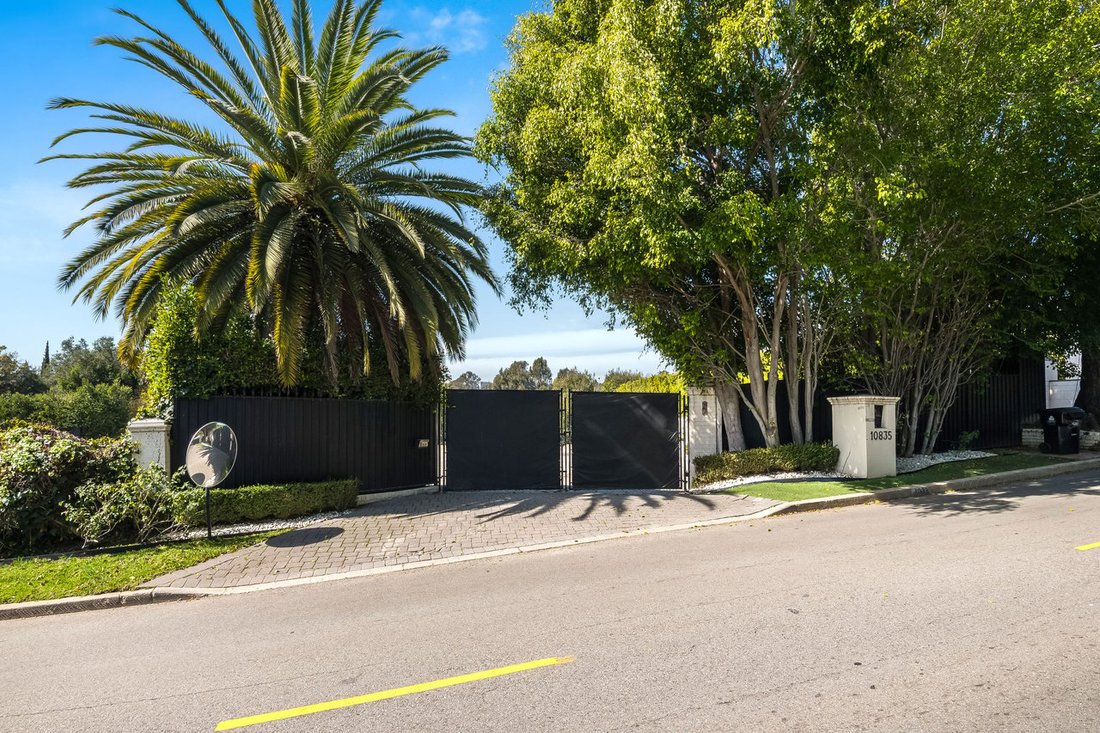 Land in Los Angeles, California, United States 2 - 17289893