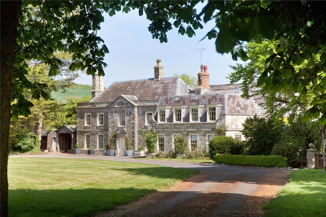 House in Bapton, England 2 - 17286919