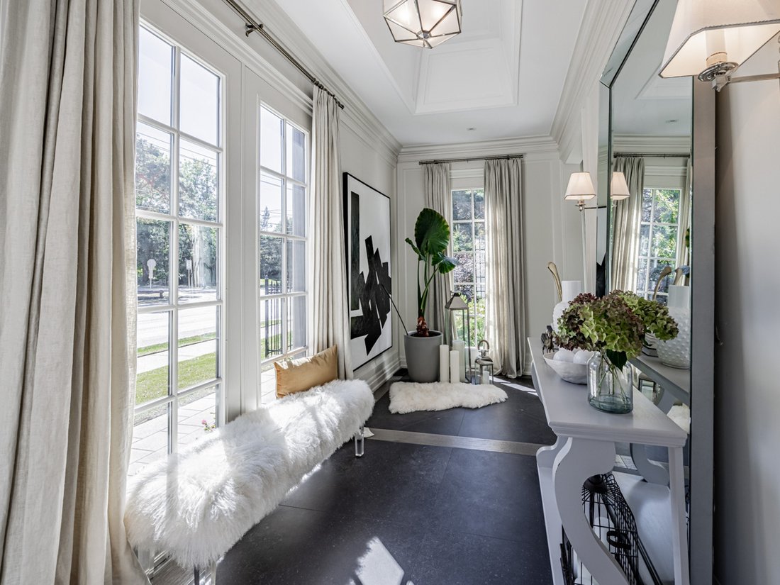 House in Oakville, Ontario, Canada 5 - 16165919