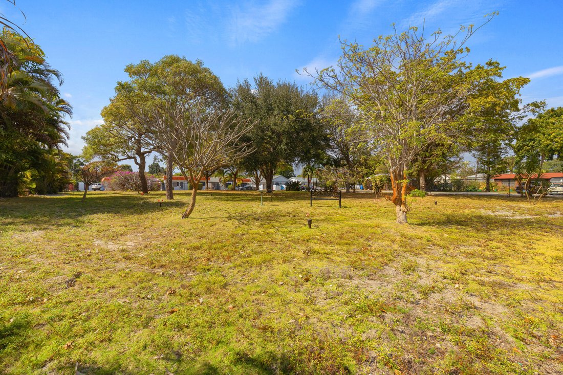 Land in Lantana, Florida, United States 2 - 17286719
