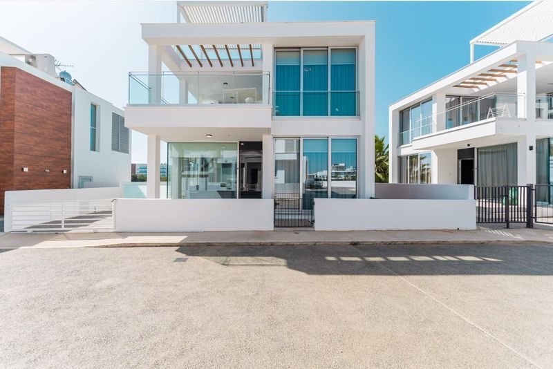 Villa in Paralimni, Famagusta, Cyprus 1 - 15003807