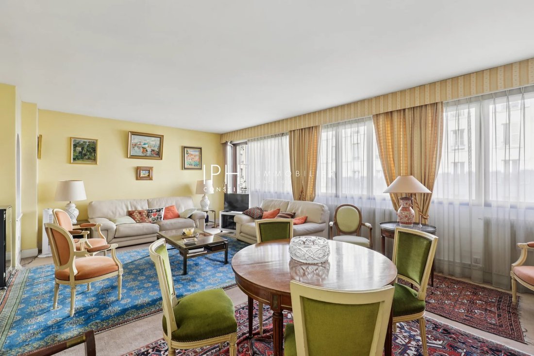 Apartment in La Plaine des Sablons, Neuilly-sur-Seine, France 1 - 17286680