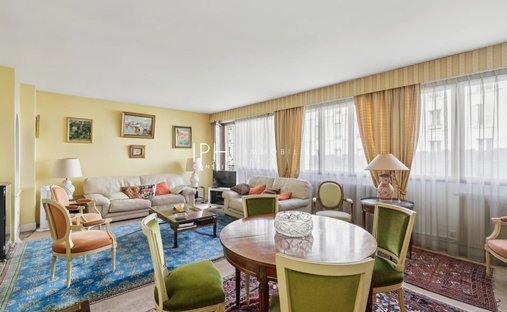 Apartment in La Plaine des Sablons, Neuilly-sur-Seine, France 1