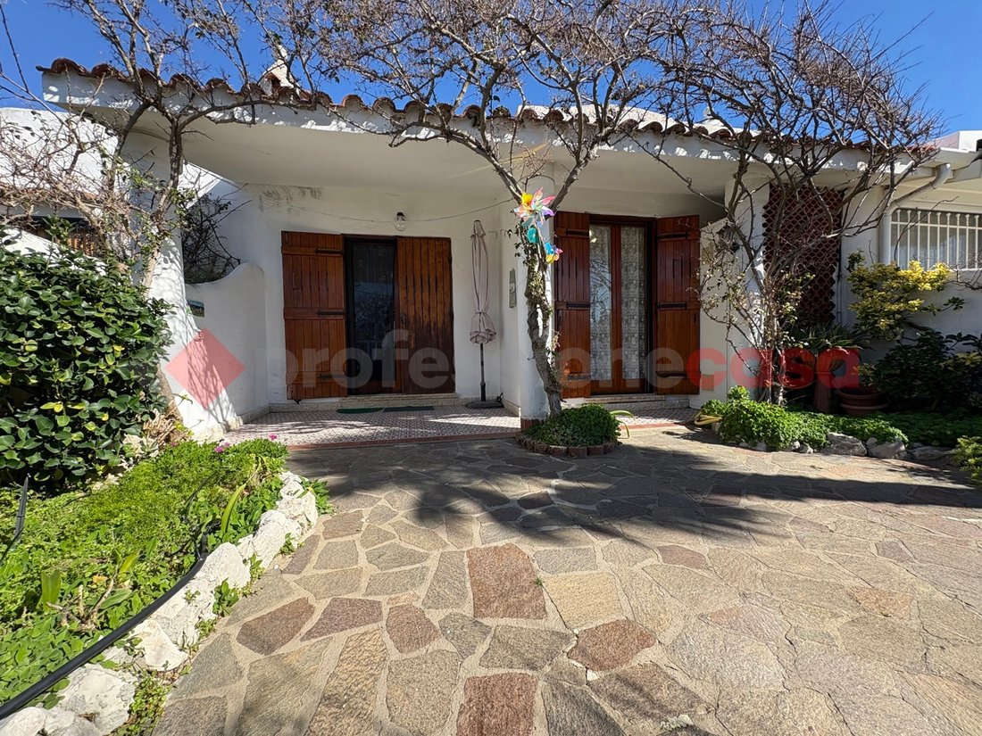 Townhouse in San Felice Circeo, Lazio, Italy 2 - 17289739