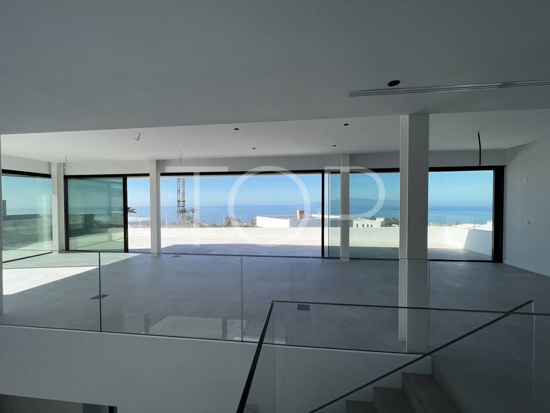 Villa in Guia de Isora, Canary Islands, Spain 3 - 17291485