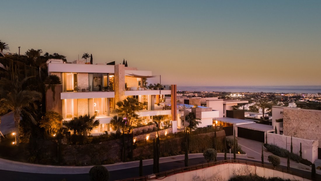 Villa in La Quinta, Benahavis, Andalusia 1 - 17288465