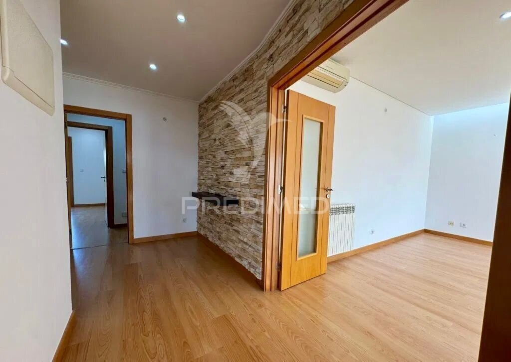 Apartment in Odivelas, Lisbon, Portugal 3 - 17291781