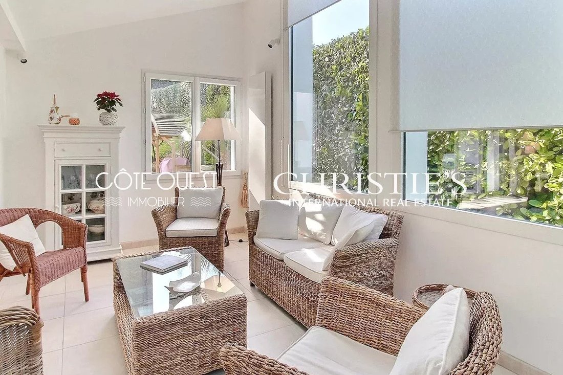 House in Duconteria-Jai Alai-Stade, Saint-Jean-de-Luz, France 2 - 17280907
