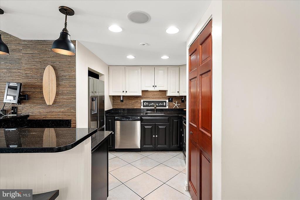 Apartment in Ocean City, Maryland, United States 5 - 17289468