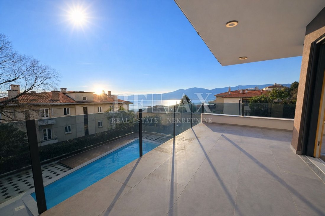 Apartment in Mjesni odbor Kantrida, Grad Rijeka, Primorje-Gorski Kotar County 1 - 17291794
