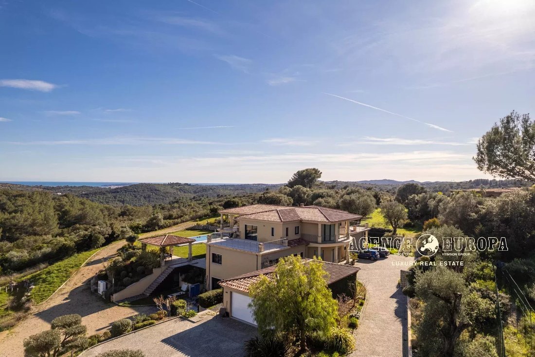 Villa in Sud, Roquefort-les-Pins, France 5 - 17286442