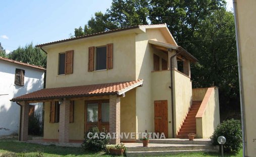 Estate in Semproniano, Tuscany, Italy 1