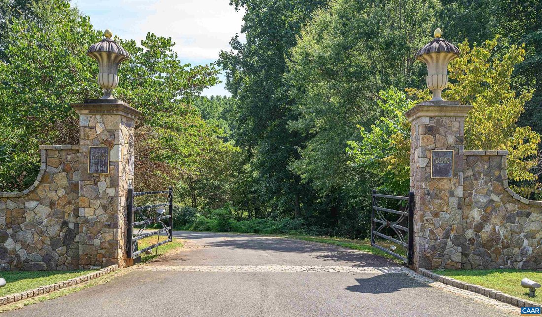 House in Charlottesville, Virginia, United States 2 - 17291049