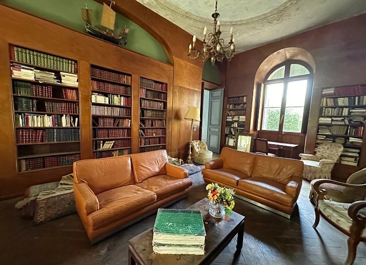 Estate in Santo-Pietro-di-Venaco, Corsica, France 5 - 17286261
