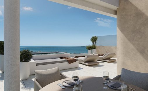 Appartamento a Estepona, Andalusia, Spagna 1