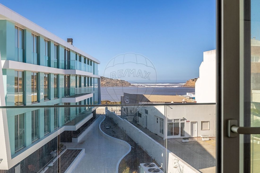 Apartment in Sao Martinho do Porto, Leiria District, Portugal 1 - 17287023