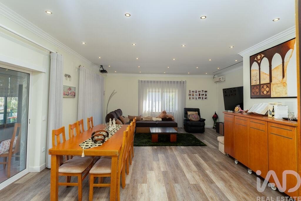 Townhouse in Santo Onofre e Serra do Bouro, Leiria District, Portugal 5 - 12742630