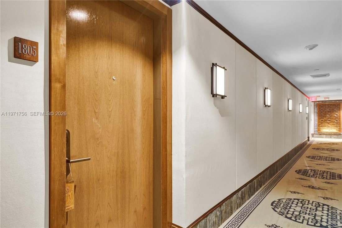 Condo in Miami Beach, Florida, United States 2 - 17291174
