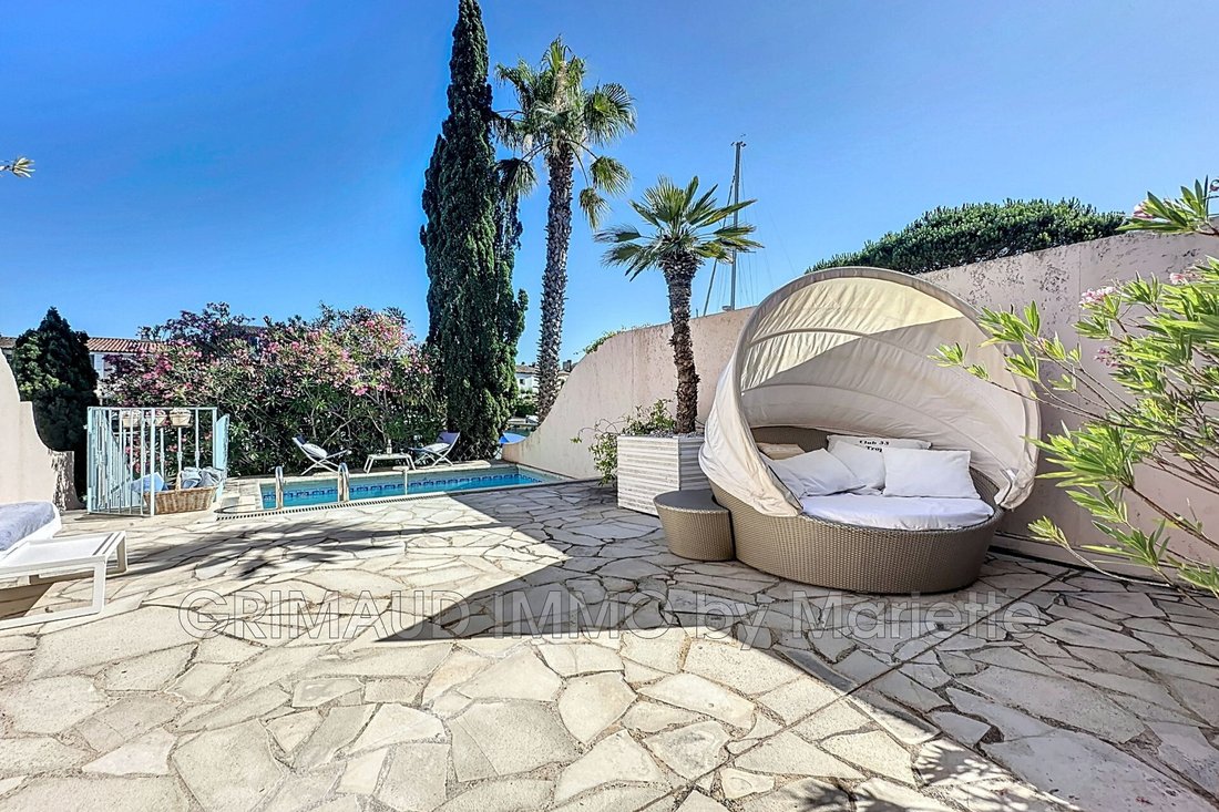 Villa in Grimaud, Provence-Alpes-Côte d'Azur, France 4 - 15117080