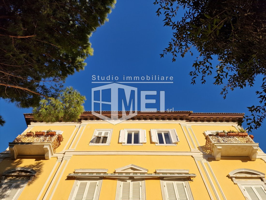 Villa in Ardenza Mare, Livorno, Tuscany 2 - 17288471