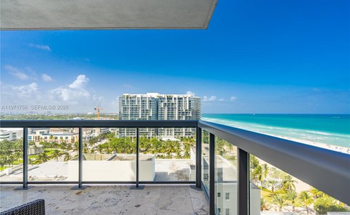 Condo in Miami Beach, Florida, United States 1