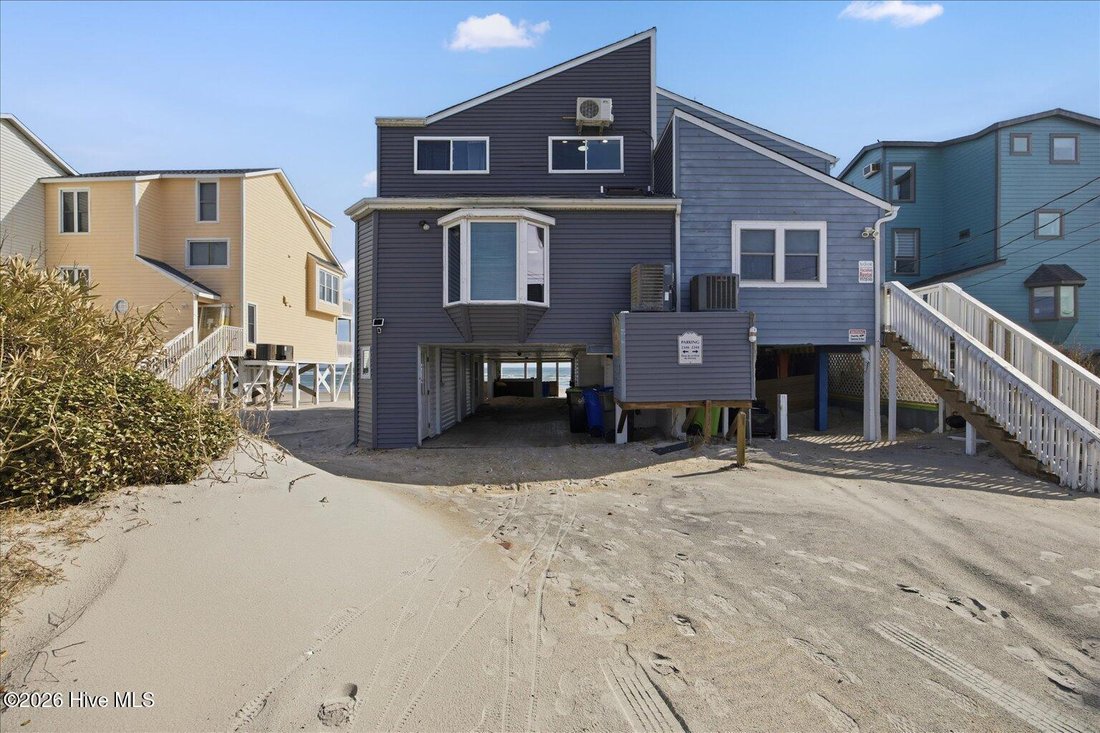 Townhouse in North Topsail Beach, North Carolina, United States 2 - 17289126