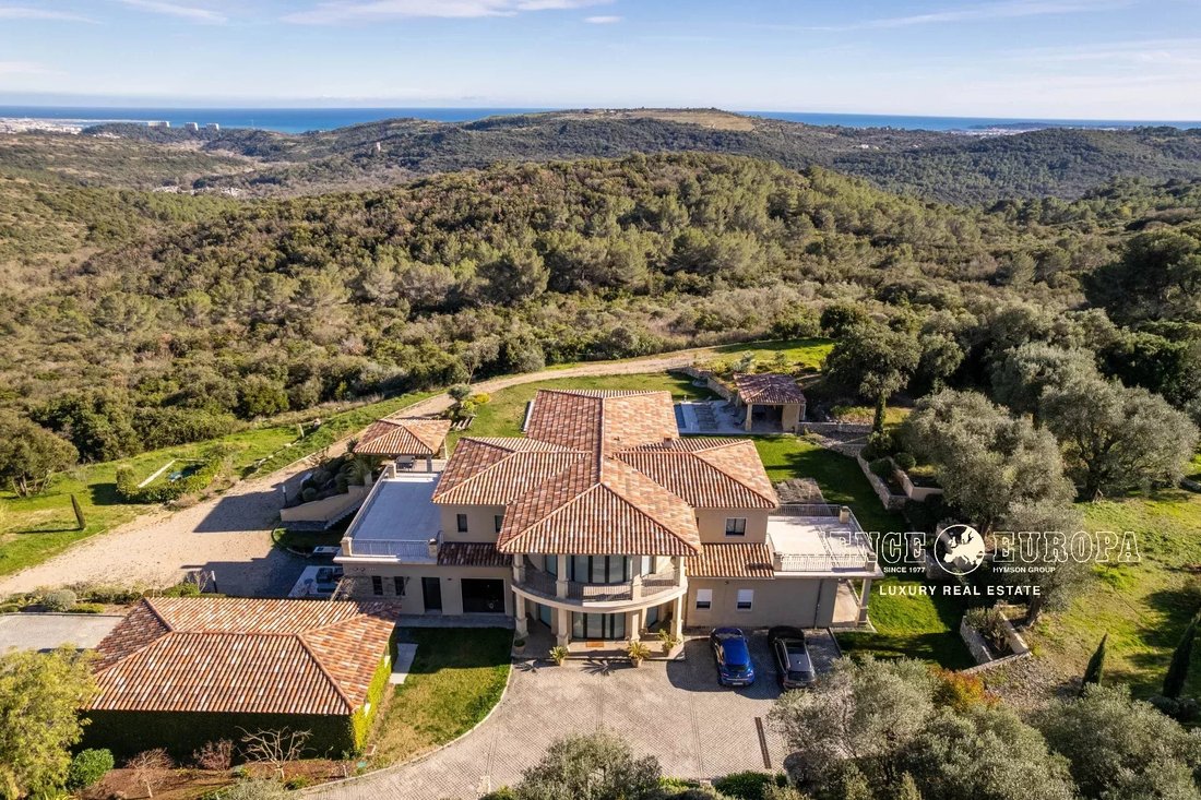 Villa in Sud, Roquefort-les-Pins, France 2 - 17286442