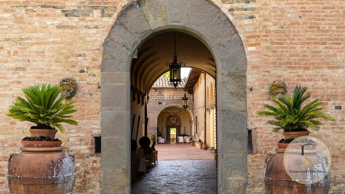 Villa in Center, Castelfiorentino, Tuscany 2 - 17291834