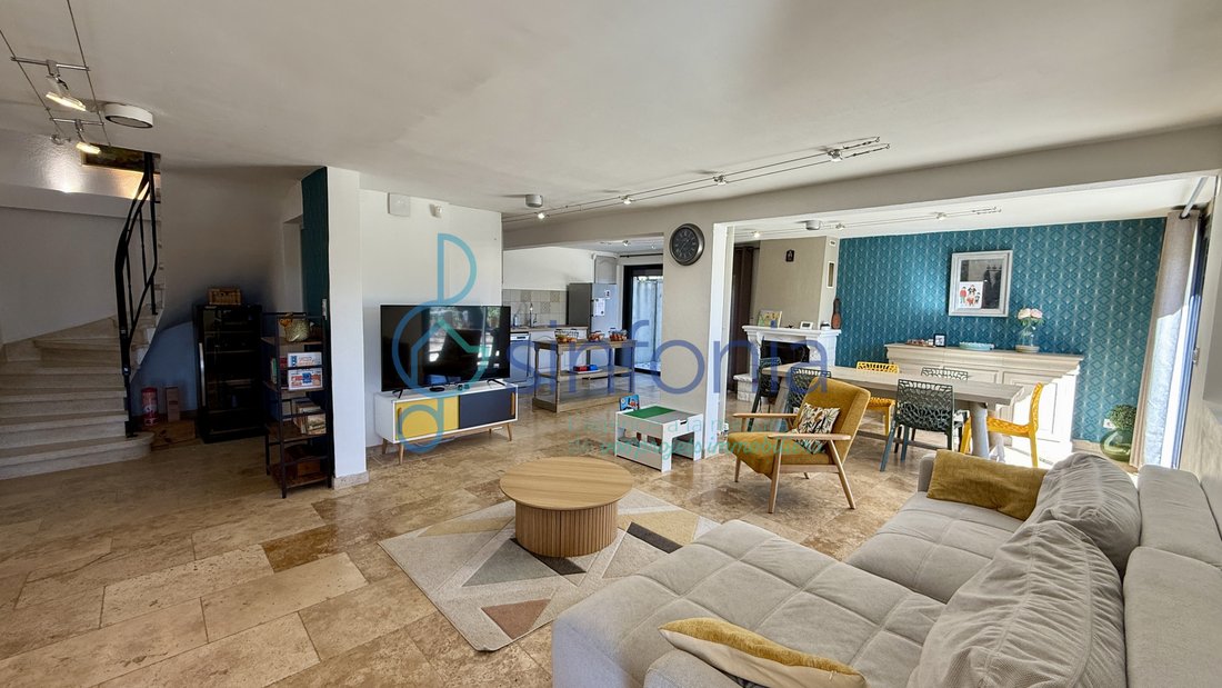 House in Uzès, Occitania, France 5 - 16408713