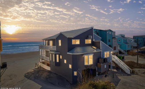 Stadthaus in North Topsail Beach, North Carolina, Vereinigte Staaten 1