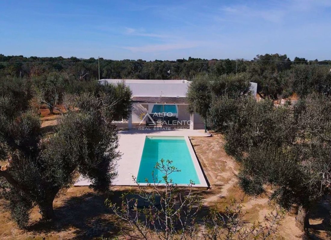 Villa in Carovigno, Apulia, Italy 2 - 17286635