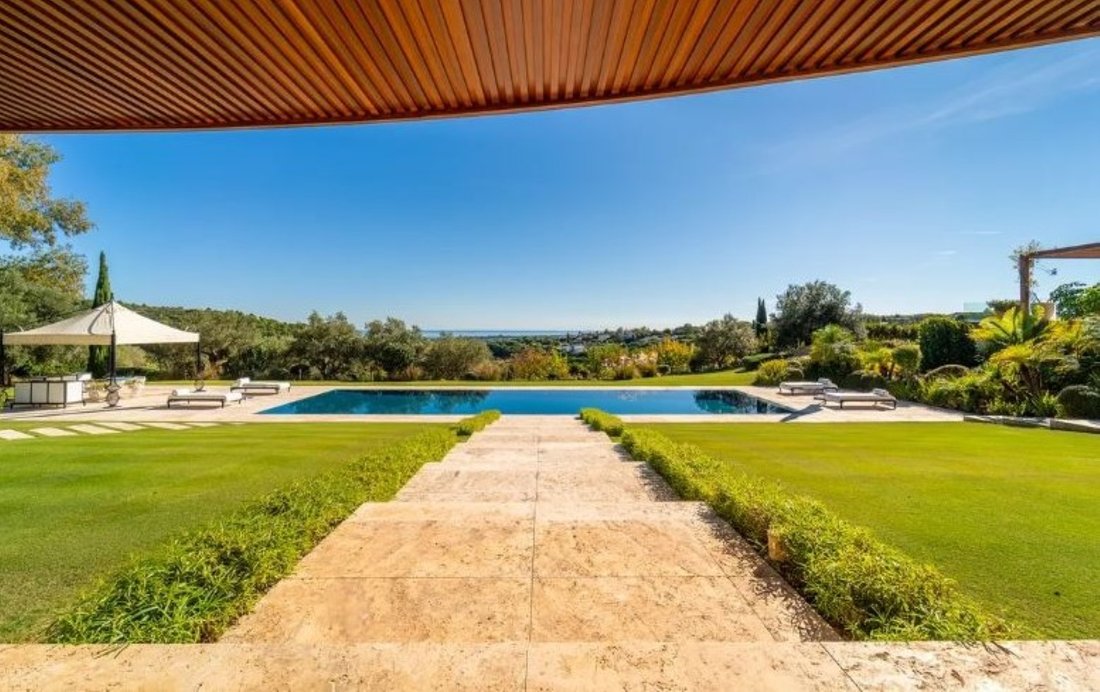 Villa in Sotogrande, San Roque, Andalusia 4 - 15863051