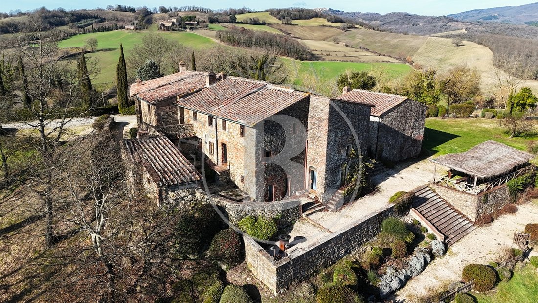 Villa in Chiusdino, Tuscany, Italy 2 - 17292082