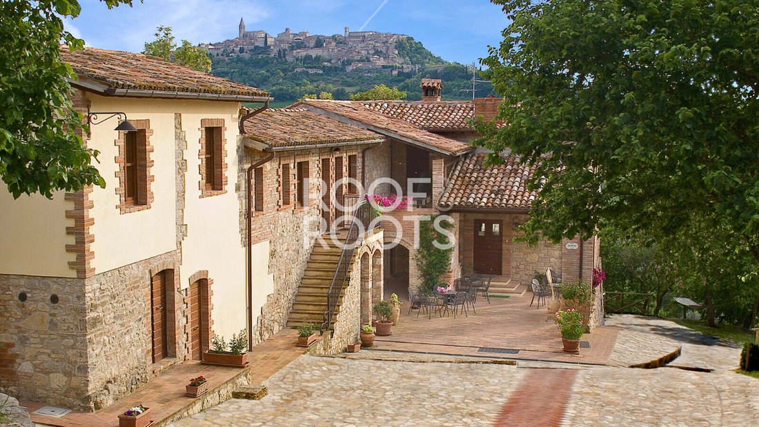 Villa in Todi, Umbria, Italy 3 - 17286082