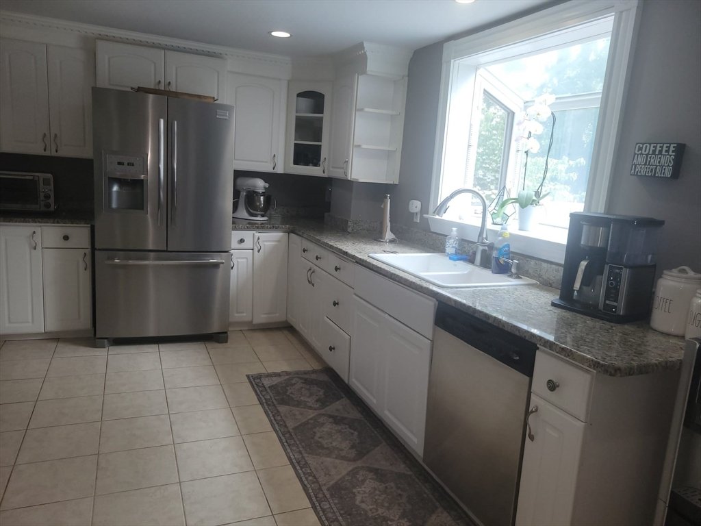 House in Malden, Massachusetts, United States 2 - 17287058