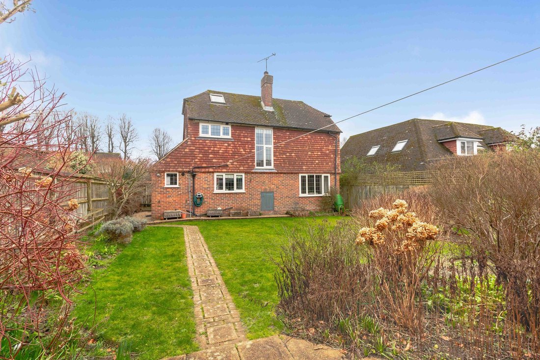 House in Uckfield, England 4 - 17287029