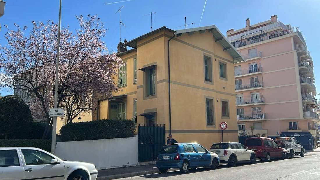 Nice, Provence-Alpes-Côte d'Azur, France 2 - 17281248