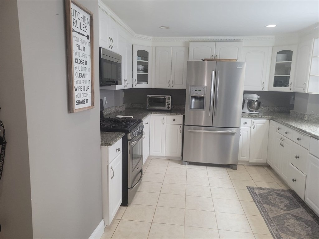 House in Malden, Massachusetts, United States 4 - 17287058