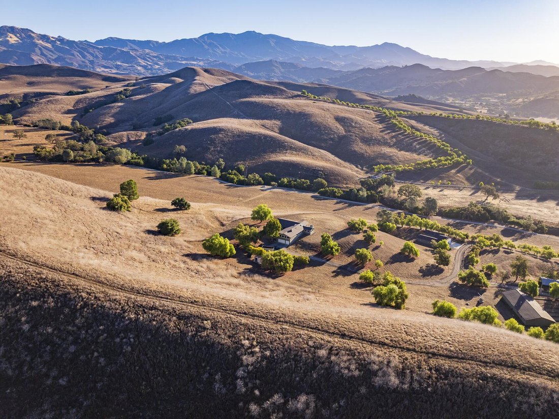 Farm Ranch in Santa Ynez, California, United States 5 - 17288212