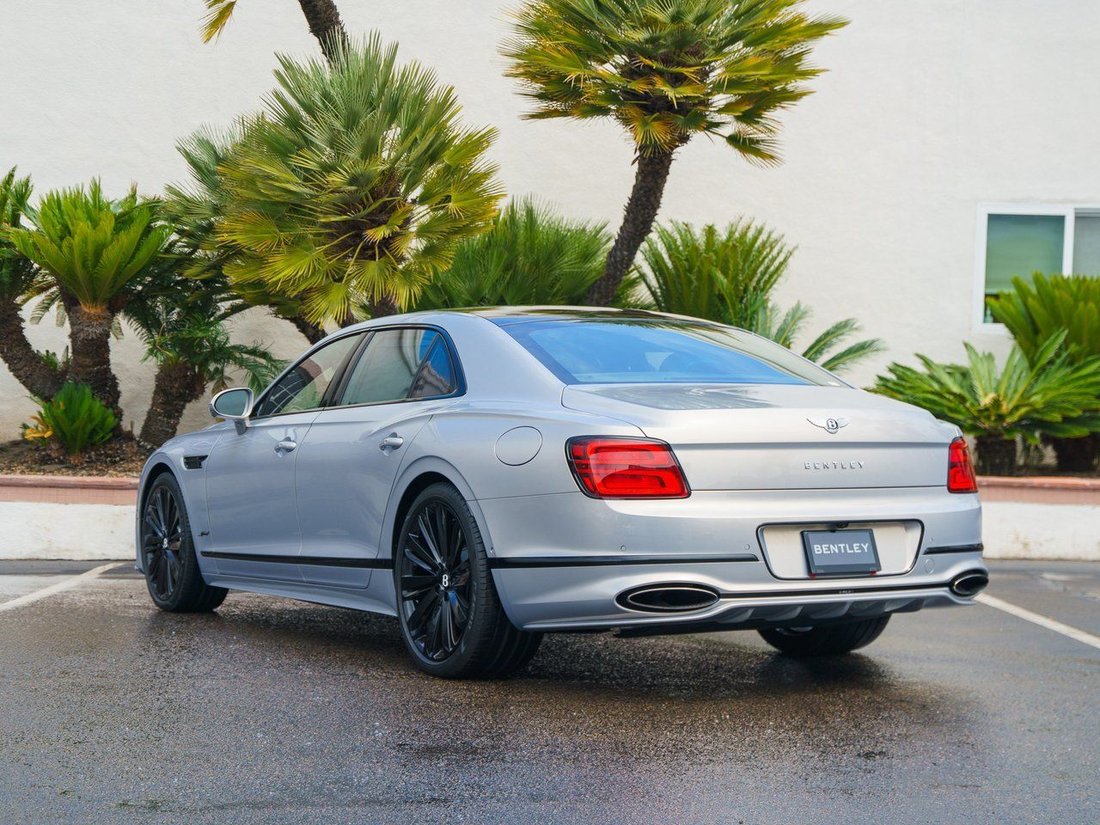 Sedan in La Jolla, CA, United States 3 - 16890801