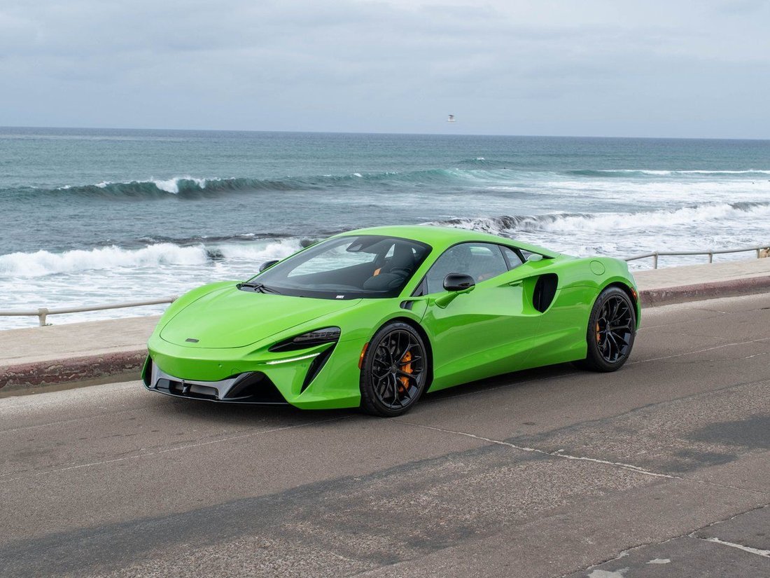 Coupe in La Jolla, CA, United States 1 - 17220684