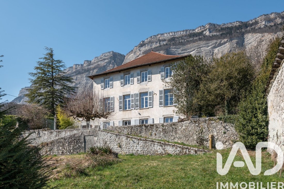 House in Biviers, Auvergne-Rhône-Alpes, France 1 - 17288058