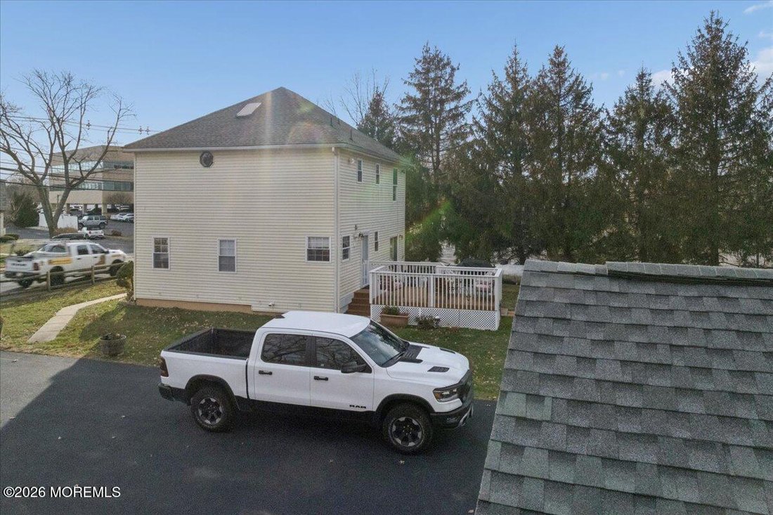 House in Old Bridge Township, New Jersey, United States 4 - 16862874