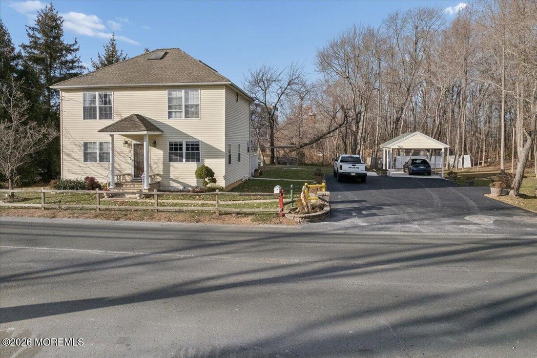 House in Old Bridge Township, New Jersey, United States 1 - 16862874