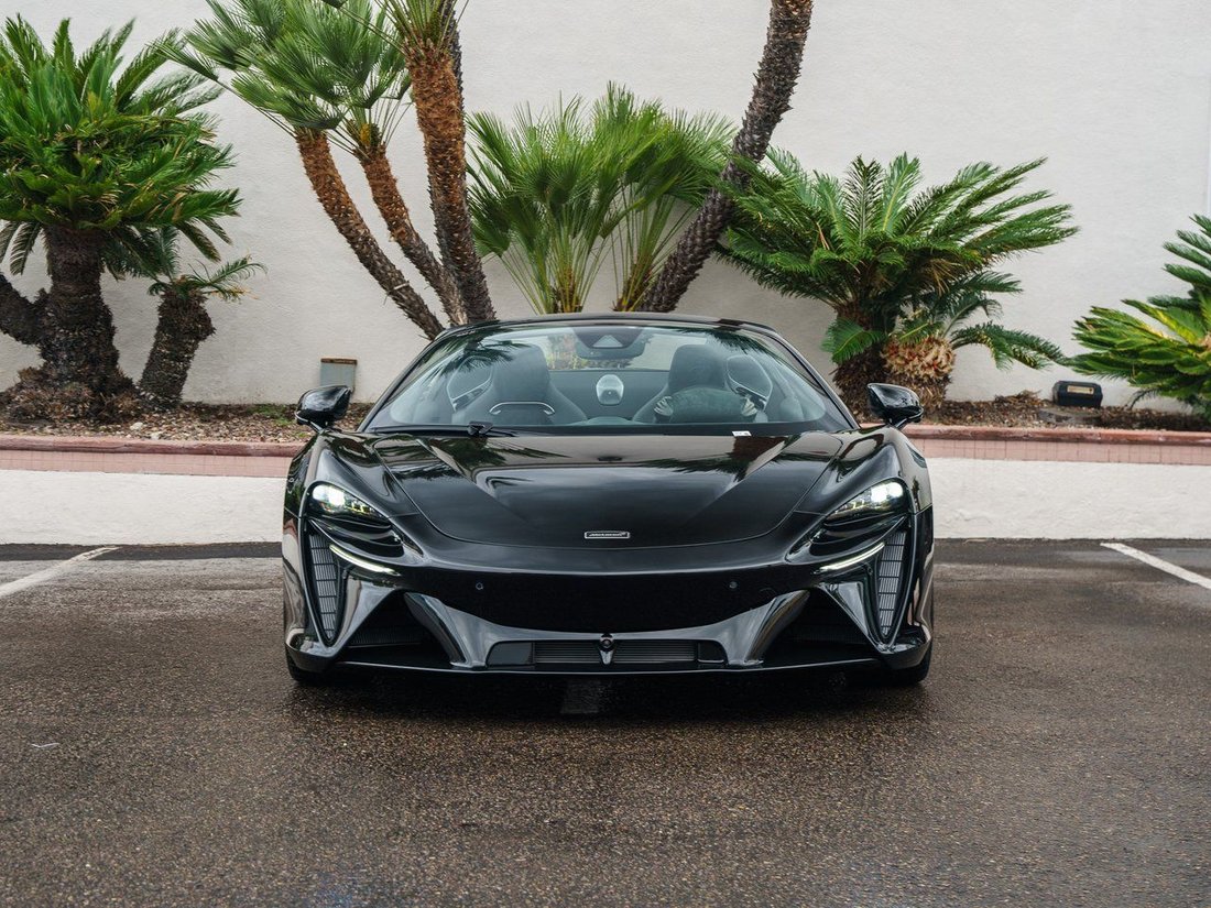 Cabriolet in La Jolla, CA, United States 2 - 16910217