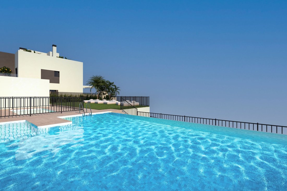 Townhouse in Torre del Mar, Velez-Malaga, Andalusia 4 - 17286929