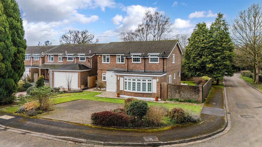 House in Banstead, Reigate and Banstead, England 1 - 17288305