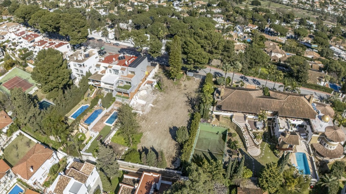 Land in Nueva Andalucia, Marbella, Spain 1 - 17286896